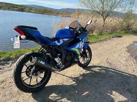 Suzuki gsxr 125 - 2