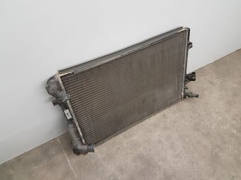 Chladič vody 1K0121251CL Škoda Yeti 1,2 TSi a jiné vozy - 2