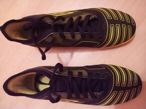 Sálovky UMBRO - velikost 36 - 2