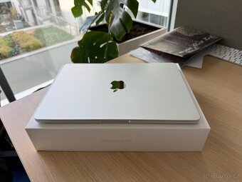 MacBook Air M2 13" – 10 core / 16 GB / 512 GB - 2