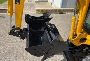 Prodám 3,5t minibagr značky jcb-14.2 kW|1,6t - 2