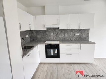 Dům 5+kk/terasy, garáž, zahrada, 520m2 - 2