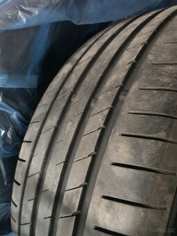 Nexen N fera 215/50 r18 - 2
