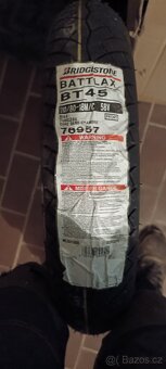 Bridgestone Battlax. 110/80. 18 - 2