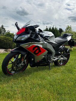 Aprilia rs 125 4T - 2