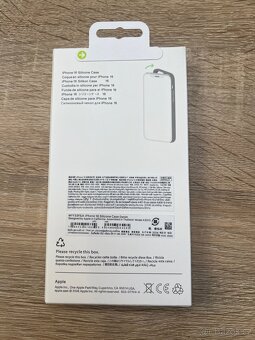 Apple iPhone 16 silicone case - 2