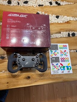 volant Simagic gt4 - 2