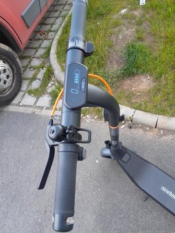 Elektrická koloběžka SEGWAY NINEBOT E2 PRO - 2
