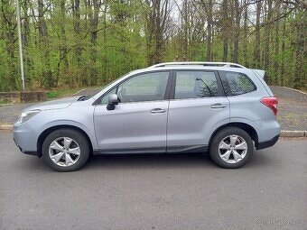 Subaru Forester 2.0D 108 kW, 4x4 první majitel koupeno v ČR - 2