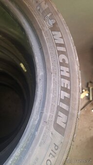 Zimní pneu 245/40 R18 97V Michelin - 2