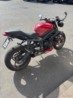 Triumph street triple 675 - 2