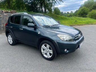 TOYOTA RAV4 2.2D 130kw bez koroze - 2