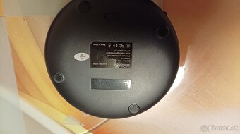 Nový , jen vybalený discman. Nabíjení přes USB kábel. - 2