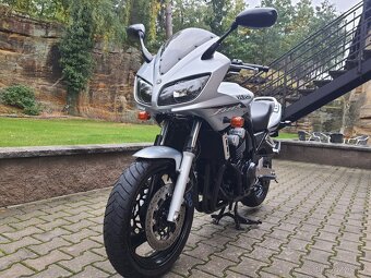Yamaha FZS 600 Fazer 49.000,- Kč - 2