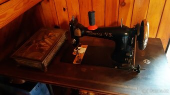 Šicí stroj Minerva - 2