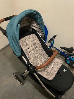 Sportovní kočárek petite&mars - 2