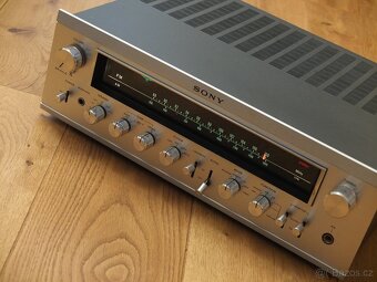 SONY STR-7055 FM/AM stereo přijímač (1972-76) - 2