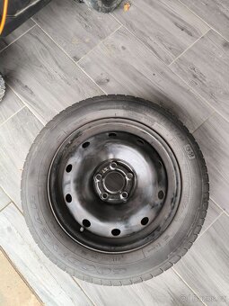 5x114,3 plechové disky s letními pneu - 2