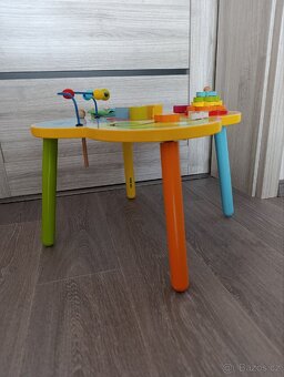 Dřevěný dětský stoleček aktivityboard - 2