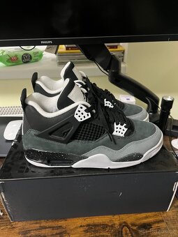 Jordan 4 vel. 42,5 EU - 2