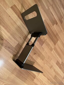 Kovový držák/stojan na notebook - 2