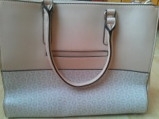 Kabelka GUESS NOVÁ - 2