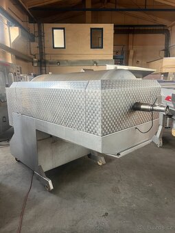 PNEUMATICKÝ LIS VELO PRESSA P8 – 800 L - 2