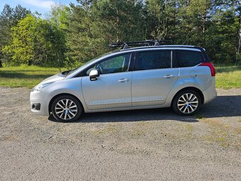 Peugeot 5008 2.0 Hdi ALLURE, 120Kw, 2014, Automat, navigace. - 2