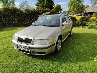 Škoda Octavia kombi 2.0i - 2