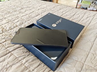 MOTOROLA EDGE 30 - 2