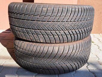 2x zimní pneumatiky Bridgestone LM 001, 235/ 50 R 19 - 2