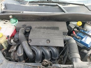 Ford Fusion 1,4 59kW, r.v. 2005 - náhradní díly - 2