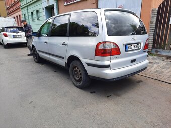 Ford Galaxy - 2