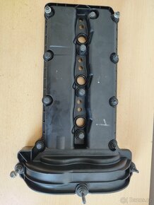 Kryt ventilů 20132435 - 2