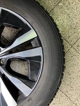 Alu disk Volvo + 235/60 R18 zimní pneu Nokian - 2