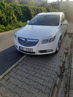 INSIGNIA COMBI - 2
