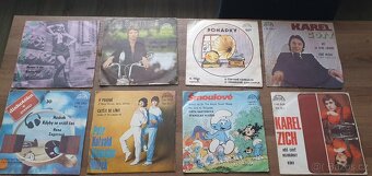 Sbírka malých vinylových desek - 2