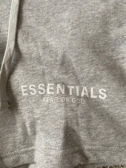 Essentials Shorts Grey - 2