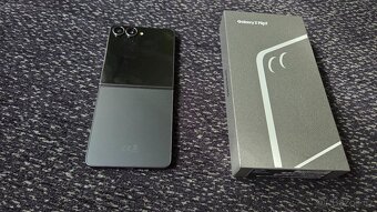 Z Flip 7 - 2