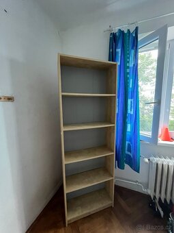Regál IKEA (knihovna) - 2