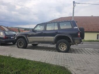 Nissan Patrol Y61 2.8 - 2