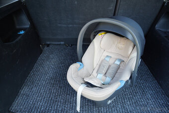 Autosedačka Cybex Aton 5 od novorzence, včetně základny - 2