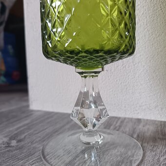 Skleněná váza - číše ? - 2