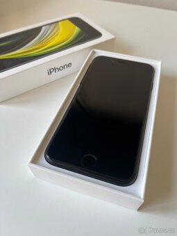iPhone SE 2 - 2