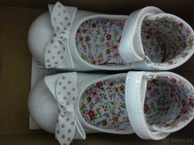 Společenská obuv vel.21 nebo vel.24 - 2