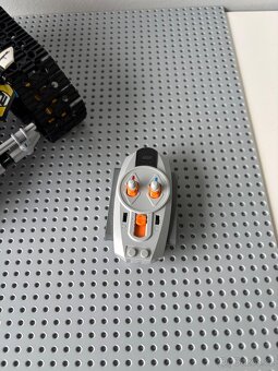 lego technic 42095 - 2