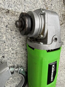 Uhlová bruska Kawasaki - 2