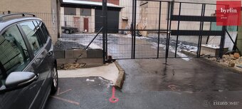 Pronájem parkovací místo Provaznická - 2