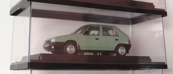Škoda Favorit 1:24 - 2