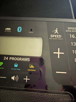 Běžecký pás Domyos T540C - 2